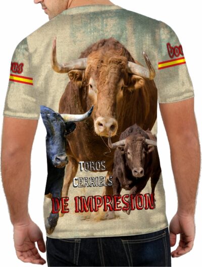 Camiseta taurina con toros cerriles